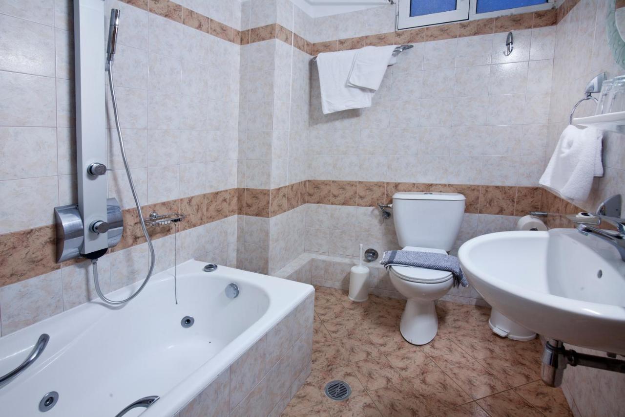 Hotel Loutraki Zewnętrze zdjęcie